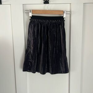 Charcoal gray velour skirt girls 8